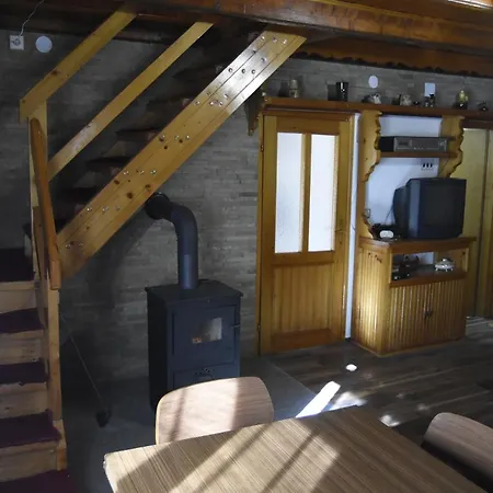 度假居 Planinska Kuca Divcibajka