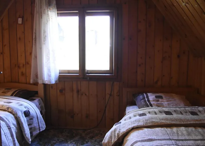 度假居 Planinska Kuca Divcibajka 瓦列沃